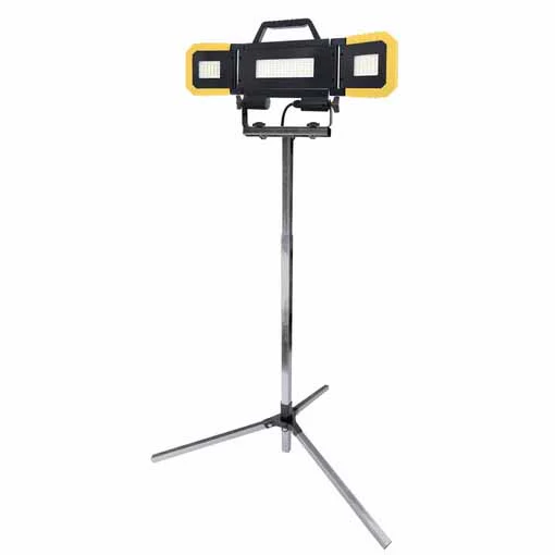 Southwire 9270 8,000 Lumen LED Wing Style Work Light on Tripod - Moutools