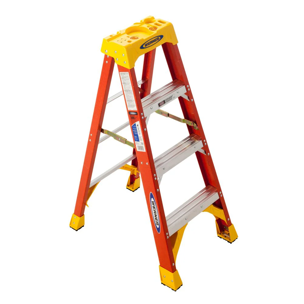 Werner 6204 4ft Type IA Fiberglass Stepladder - Moutools