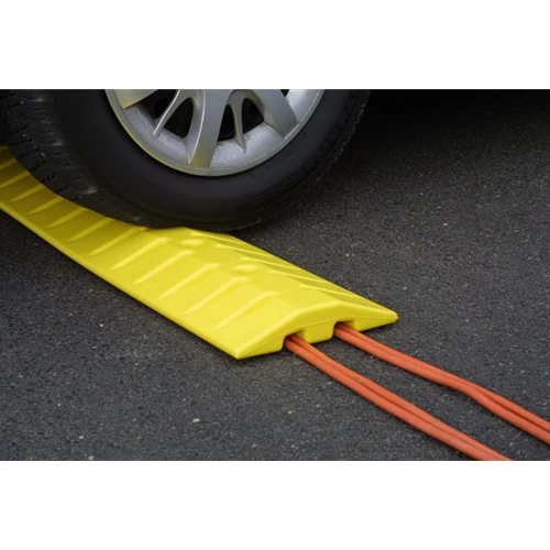 Eagle 1793 Speed Bump/Cable Crossing Kit, 9 ft. - Moutools