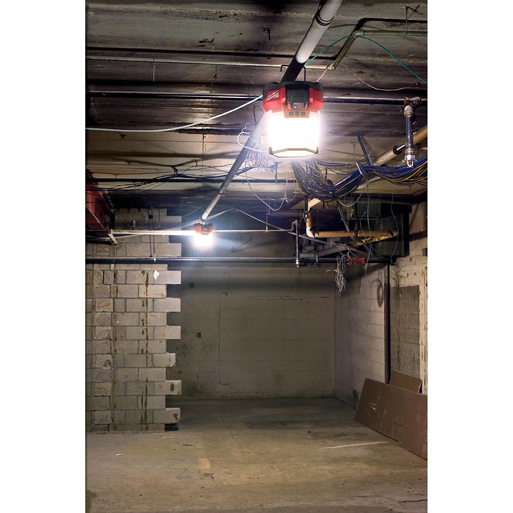 Milwaukee 2145-20 M18 RADIUS LED Compact Site Light - Moutools